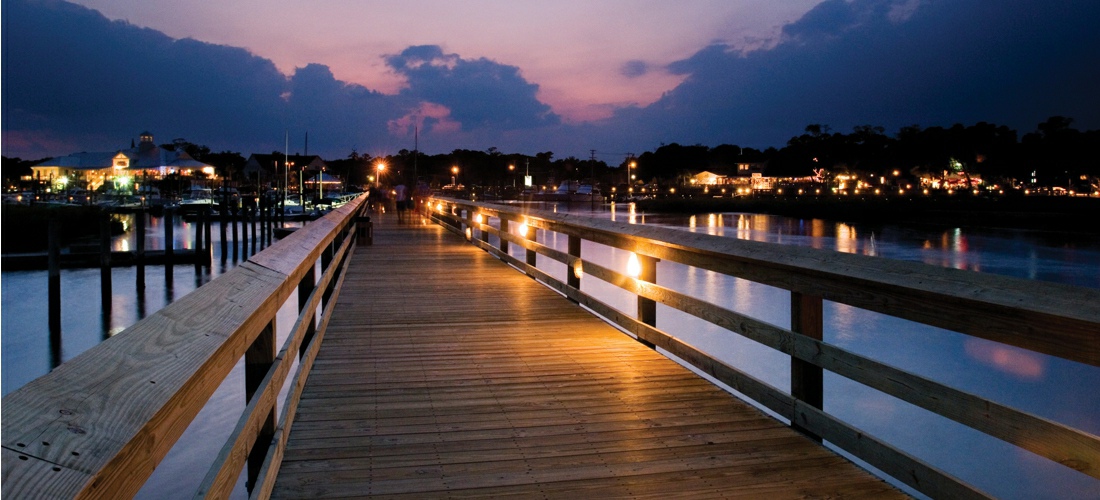 Murrells Inlet South Carolina lies on the beautiful Waccamaw Neck, which is a aesthetically pleasing peninsula created by the Atlantic and the Waccamaw River.