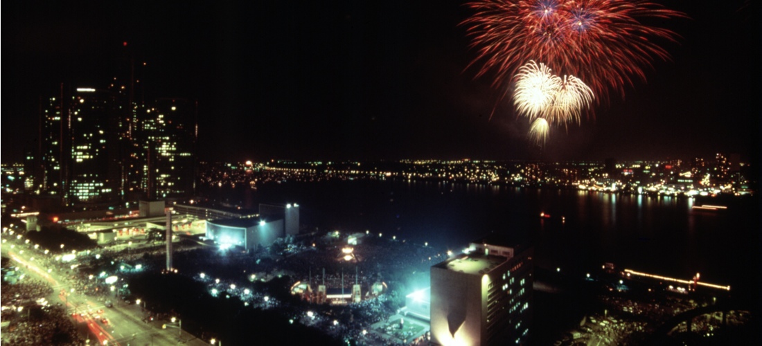 Fourth of July Fireworks over the Detriot River